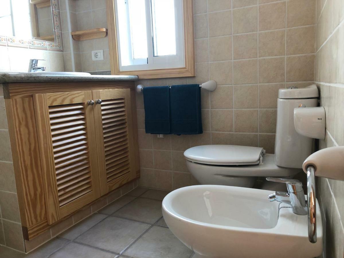 Apartamentos El Faro Puerto De Naos Esterno foto