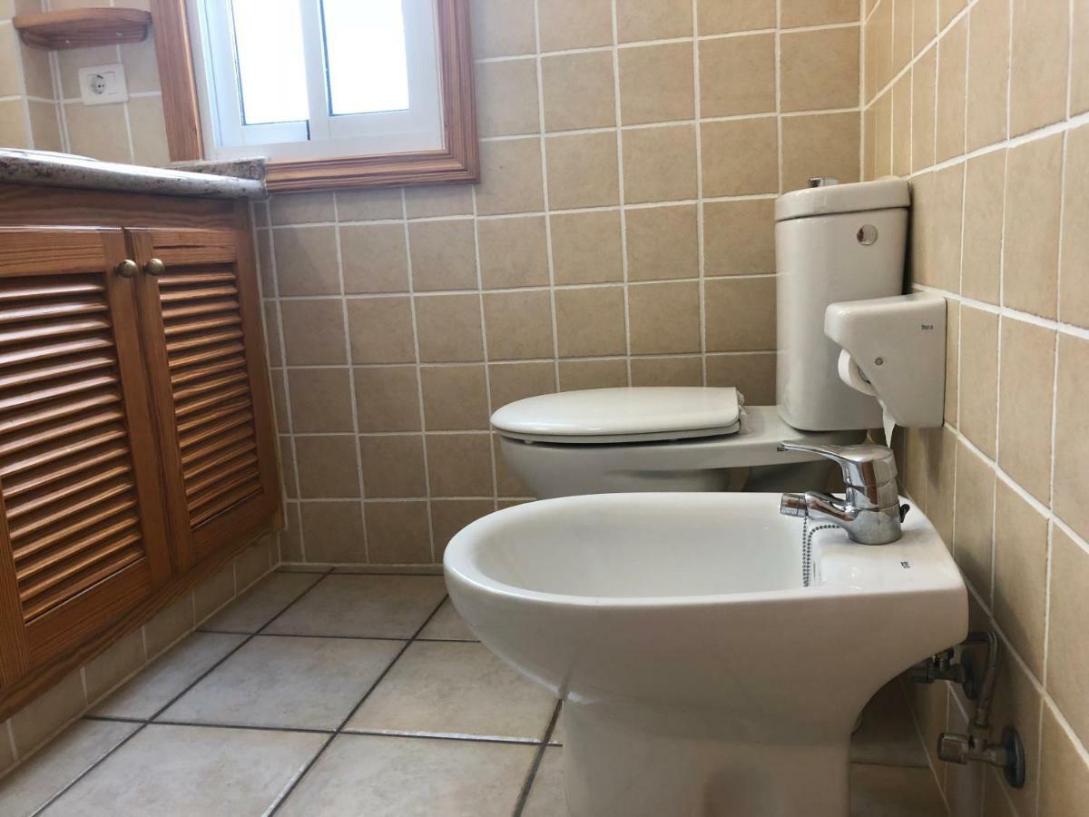 Apartamentos El Faro Puerto De Naos Esterno foto