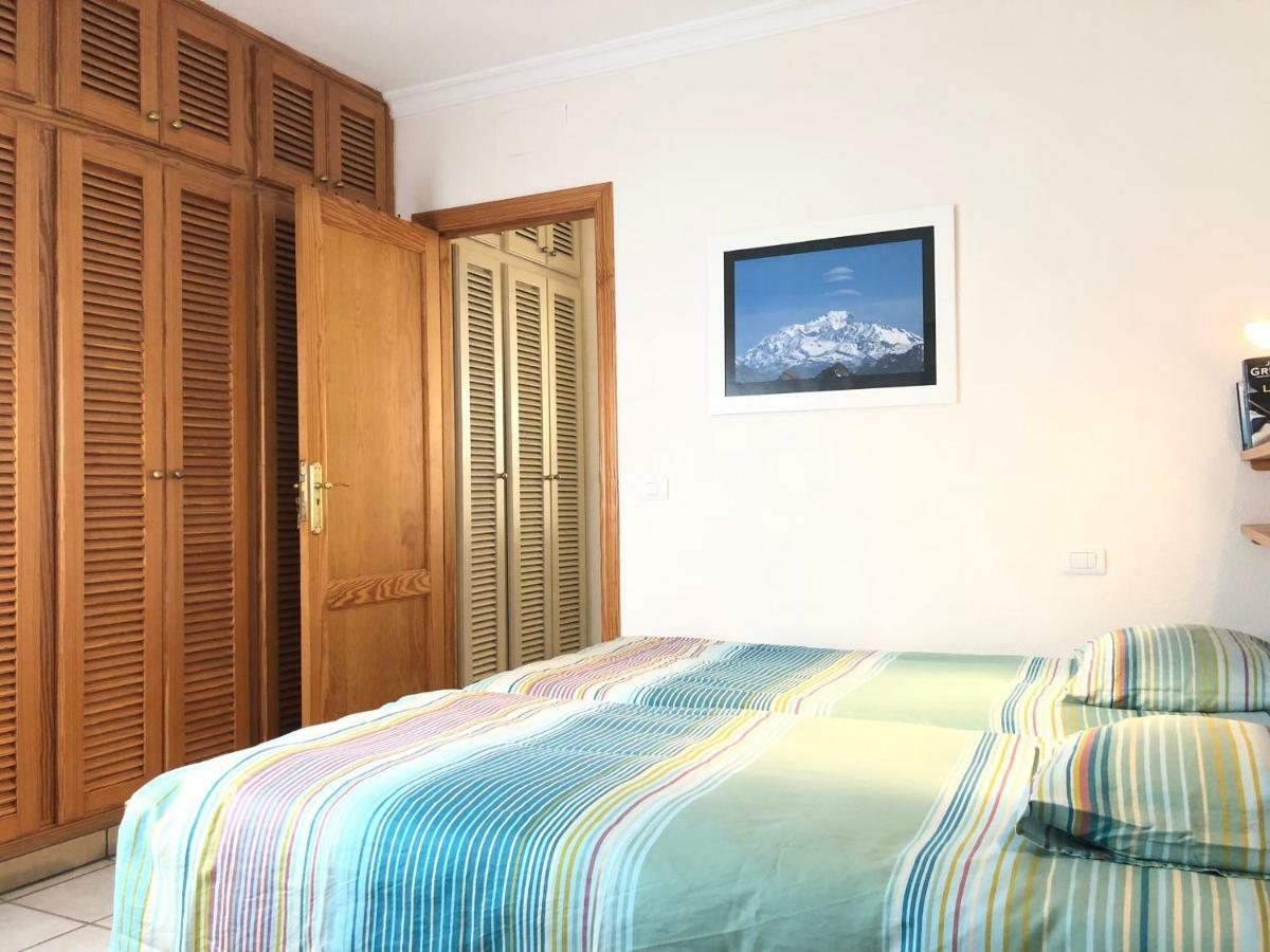 Apartamentos El Faro Puerto De Naos Esterno foto
